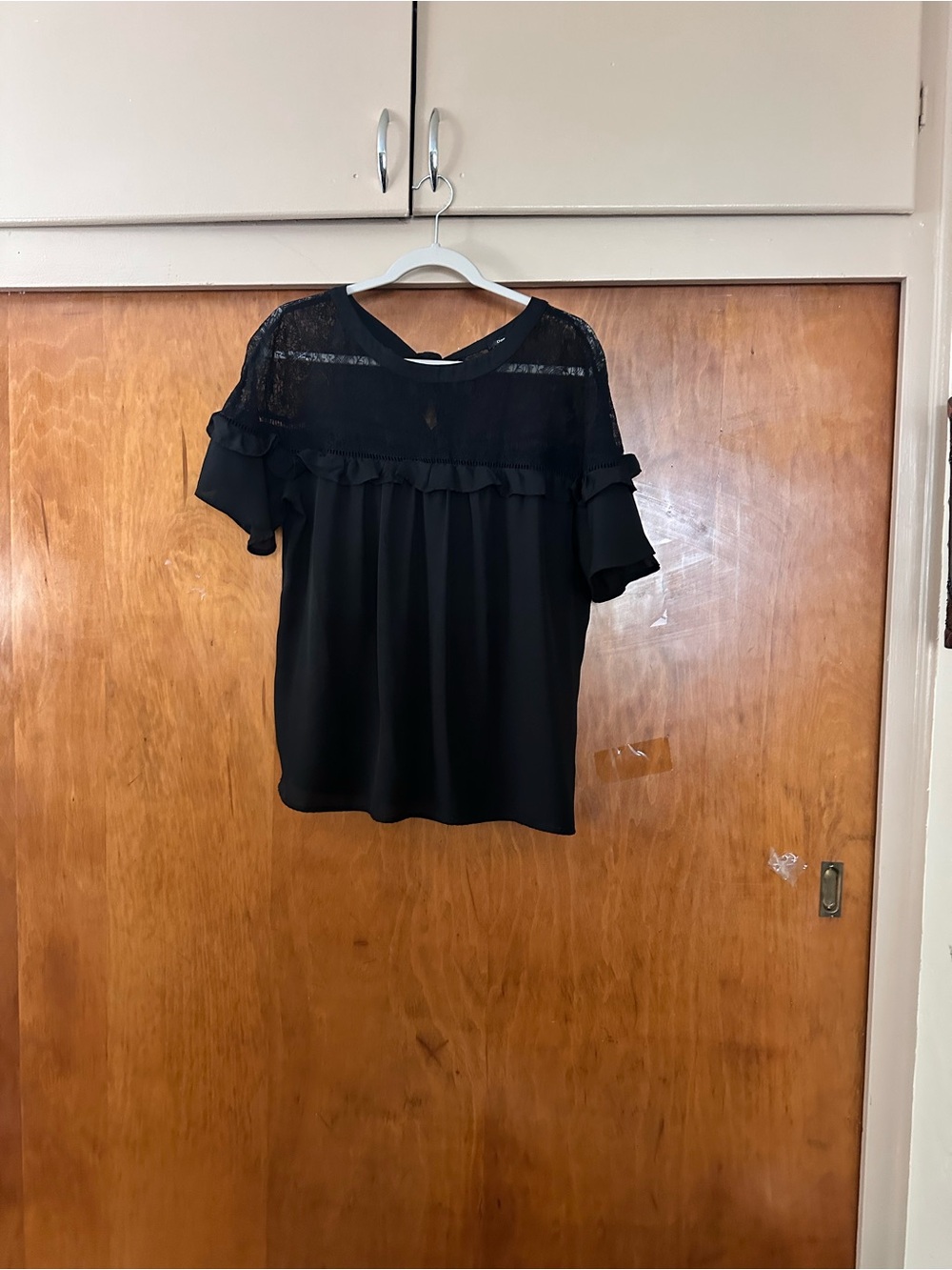 Doe & Rae Black Lace Yoke Ruffle Sleeve Blouse